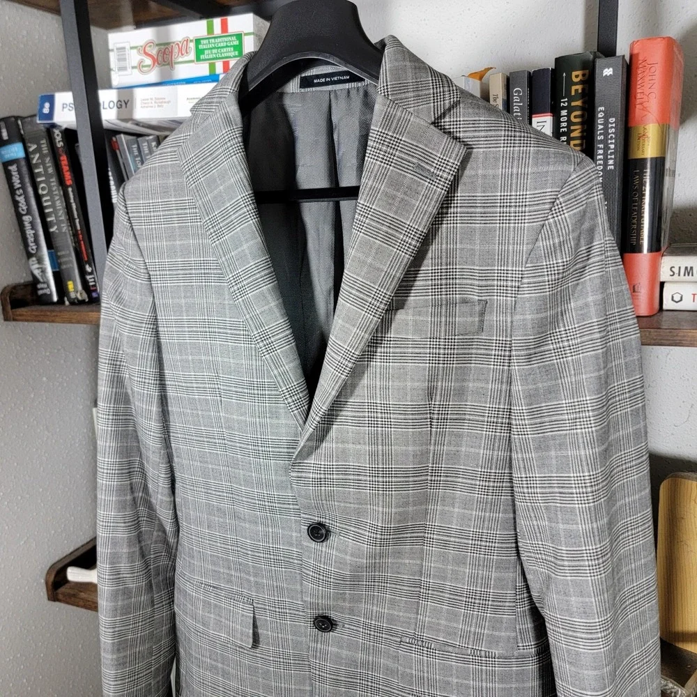 Kenneth Cole‎ Mens Sport Coat Blazer Two Button Gray Plaid Wool Poly Slim 36R